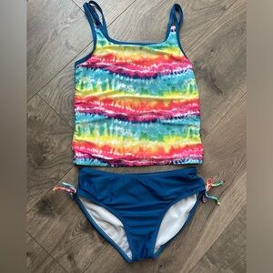 Girls swimsuit